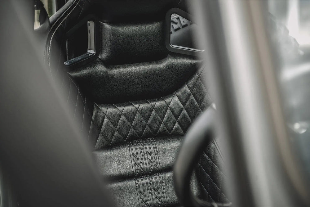 Land Rover Defender 90 (1991-2016) Vegan Leather GTB Sport Seats - Image 4