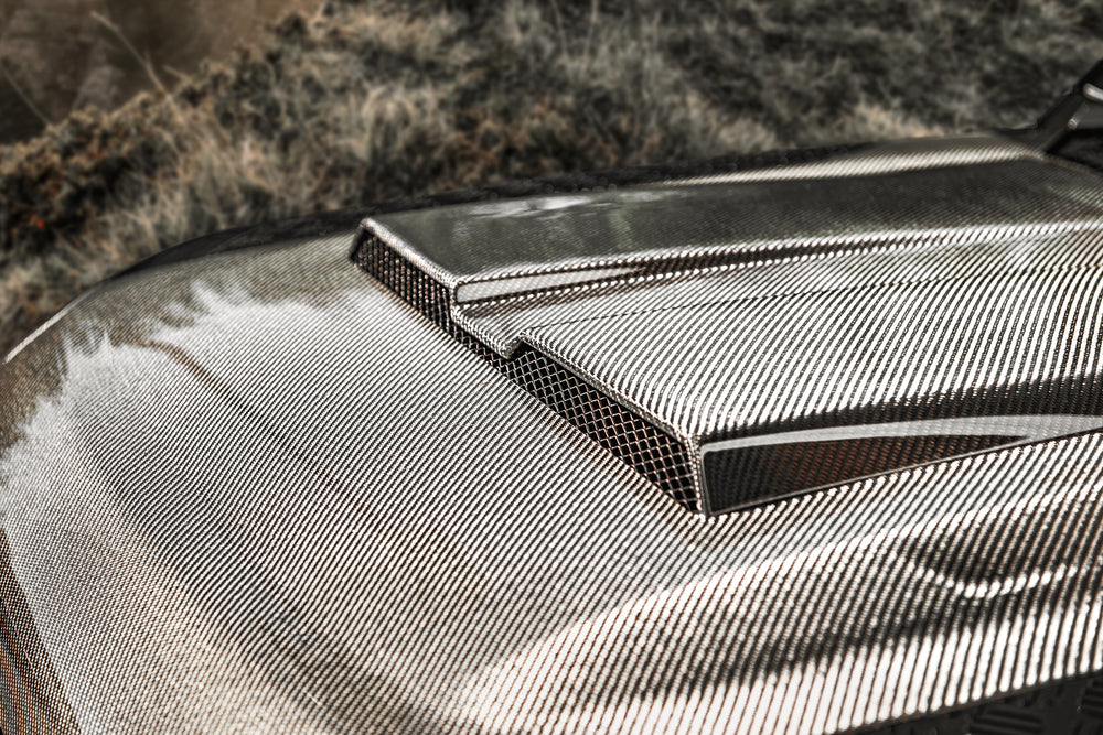 Land Rover Defender (2020-Present) Exposed Carbon Vented Bonnet - Image 11