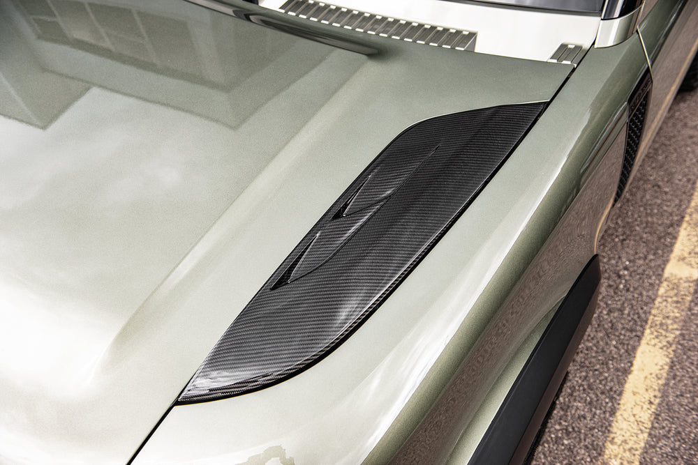 Land Rover Defender (2020-Present) Exposed Carbon Bonnet Side Vents - Image 16