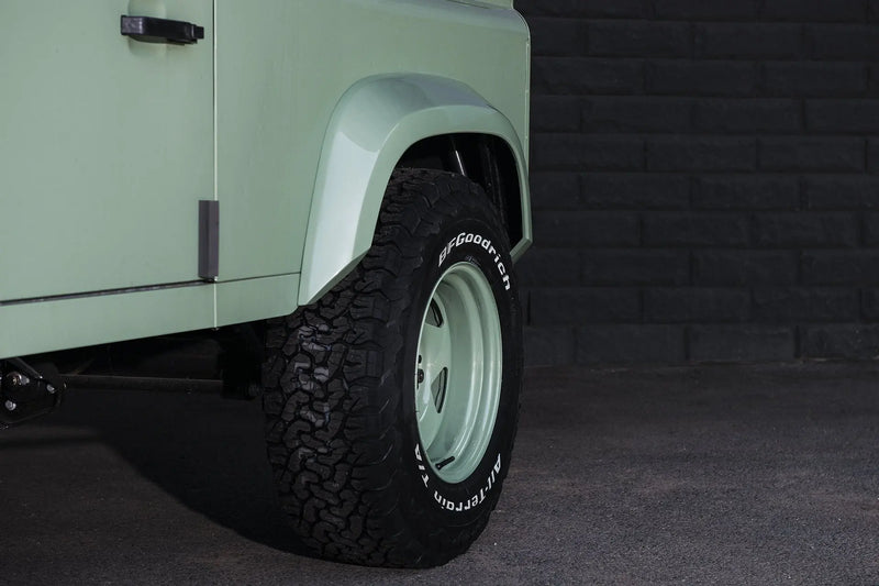 Land Rover Defender (1991-2016) 1947 Heritage Steel Wheels - Image 6
