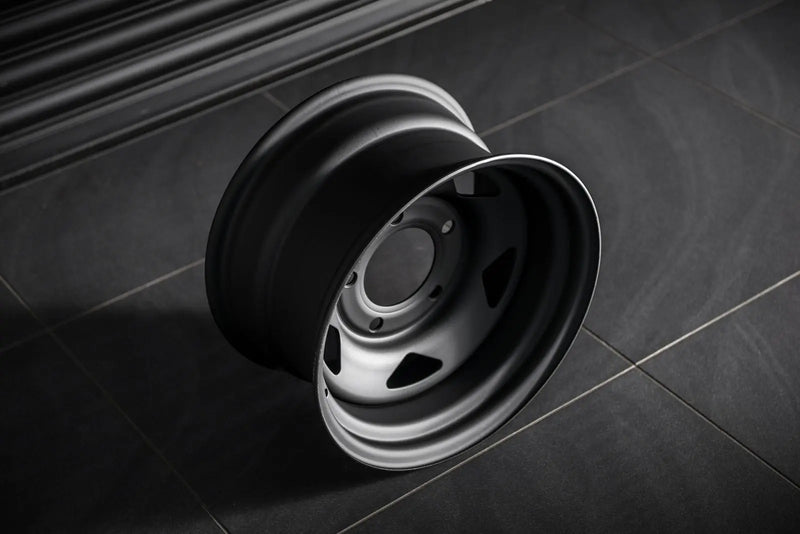 Land Rover Defender (1991-2016) 1947 Heritage Steel Wheels - Image 3