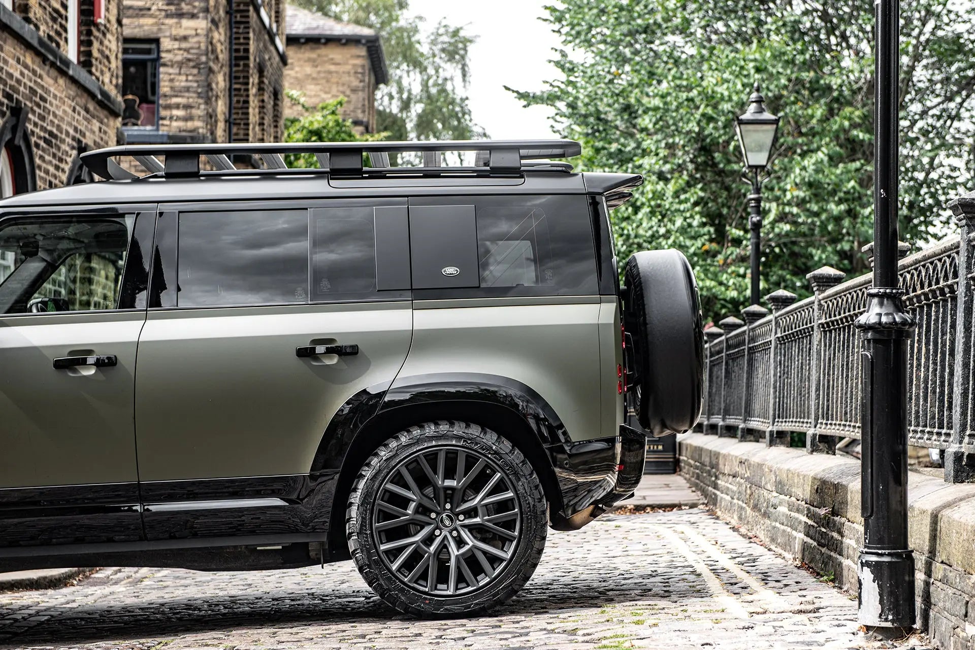 Land Rover Defender (2020-Present) Large Rear Roof Wing – Chelsea Truck ...