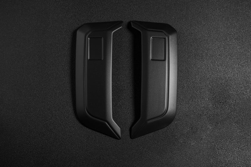 Land Rover Defender (2020-Present) Side Vents and CTC badges - Image 4