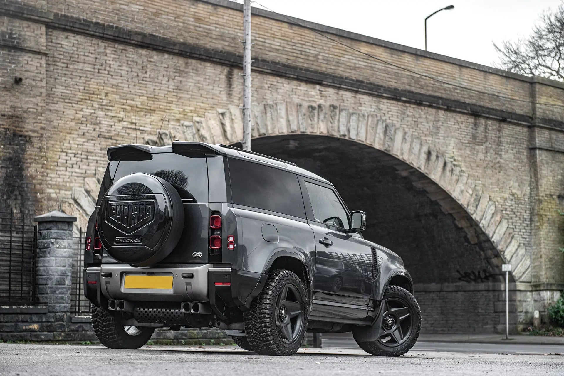 Land Rover Defender (2020-Present) Large Rear Roof Wing – Chelsea Truck ...