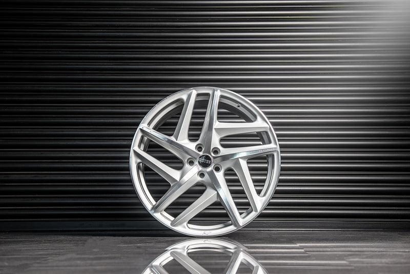 Land Rover Defender (2020-Present) Type 52 RS-Forged Alloy Wheels - Image 3