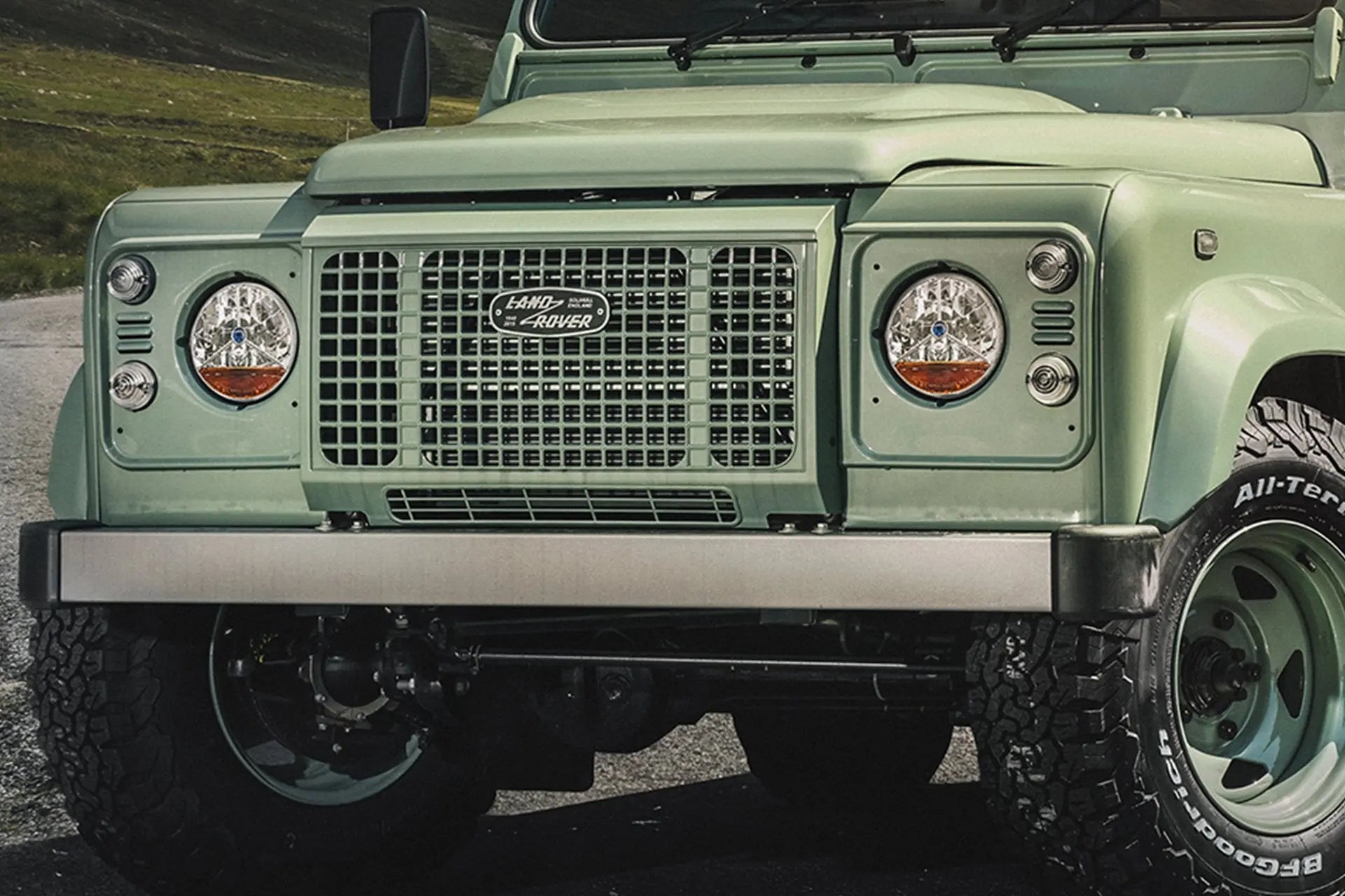 Land Rover Defender (1991-2016) Heritage Style Front Grille – Chelsea ...
