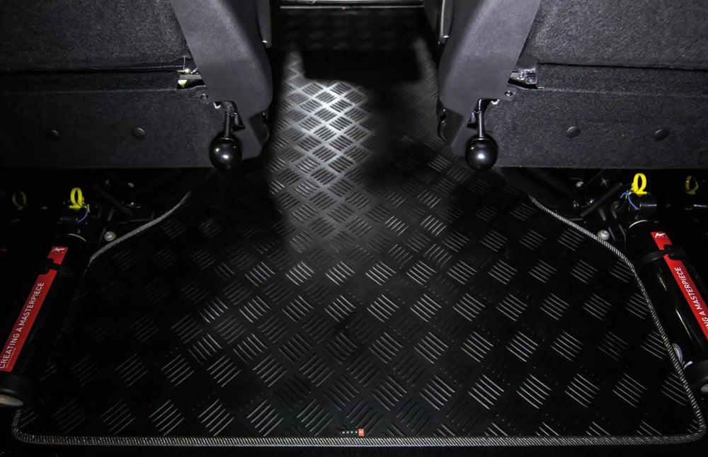 Land Rover Defender 90 (1991-2016) Rear Boot Mat - Image 4