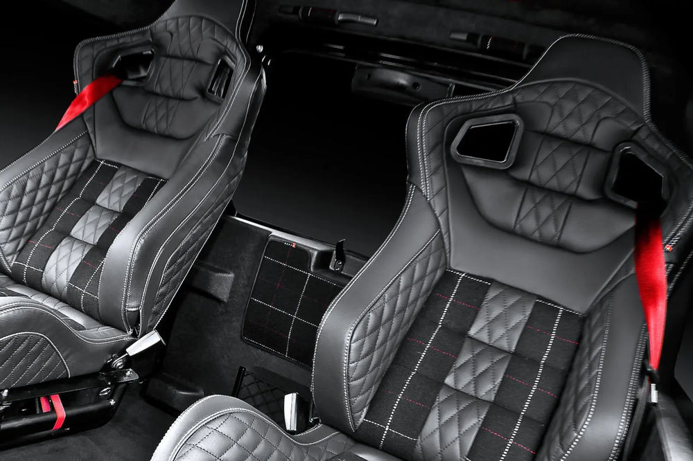Land Rover Defender (1991-2016) Seat Belts - Image 7