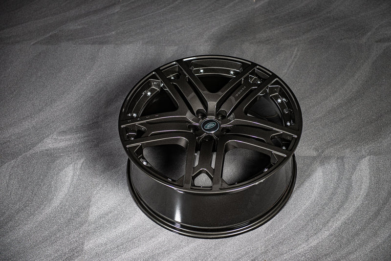 Land Rover Defender (2020-Present) RS600 Light Alloy Wheels - Image 7